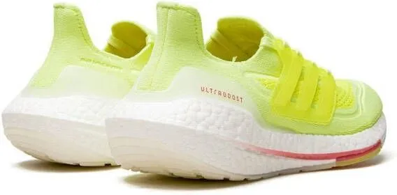 Adidas Ultraboost 21 low-top sneakers Yellow