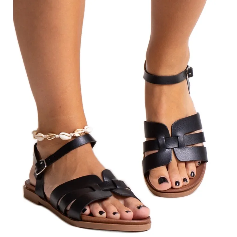 Black sandals made of Fernandania eco leather