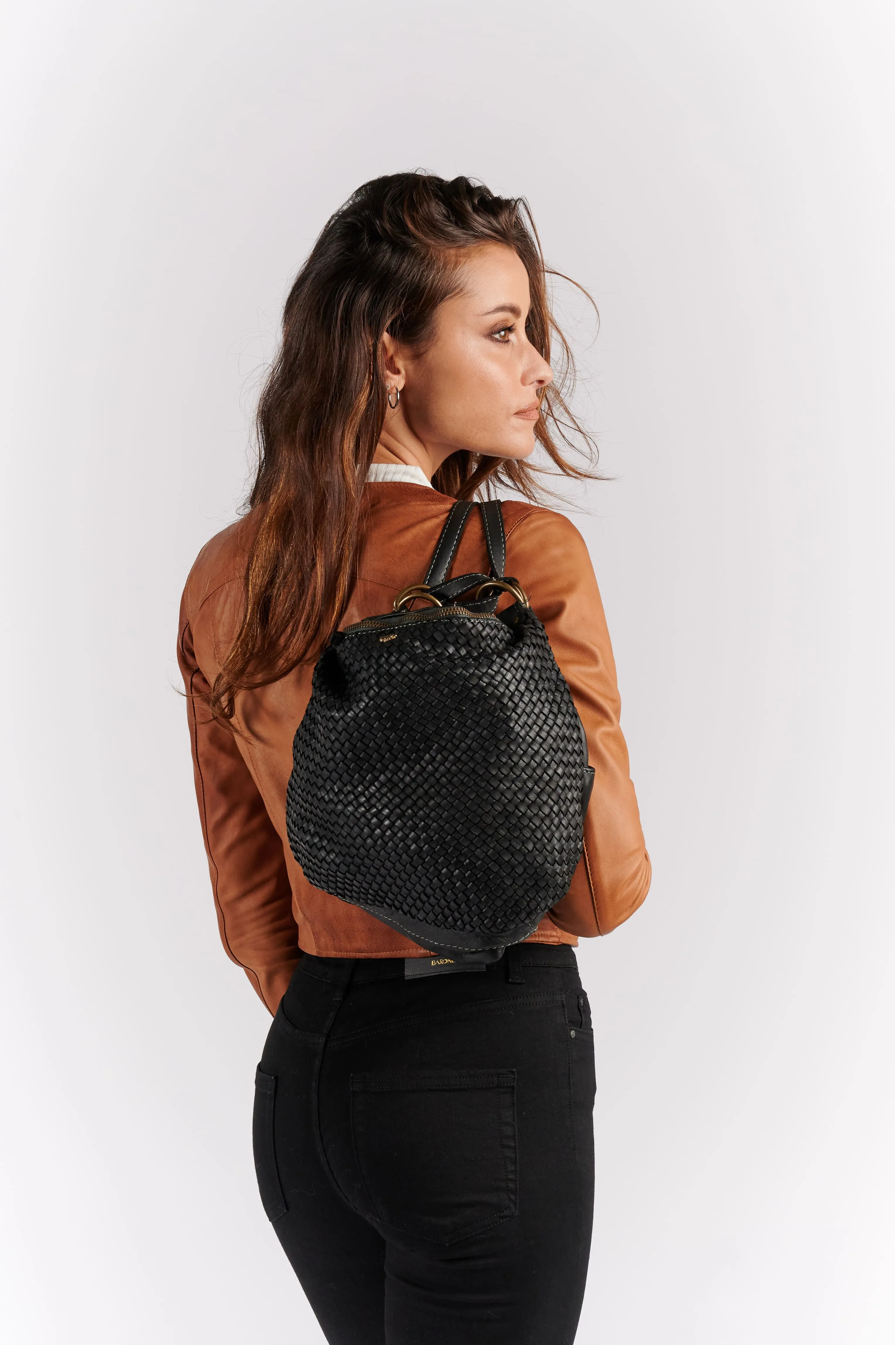 Bologna bag / backpack in woven leather