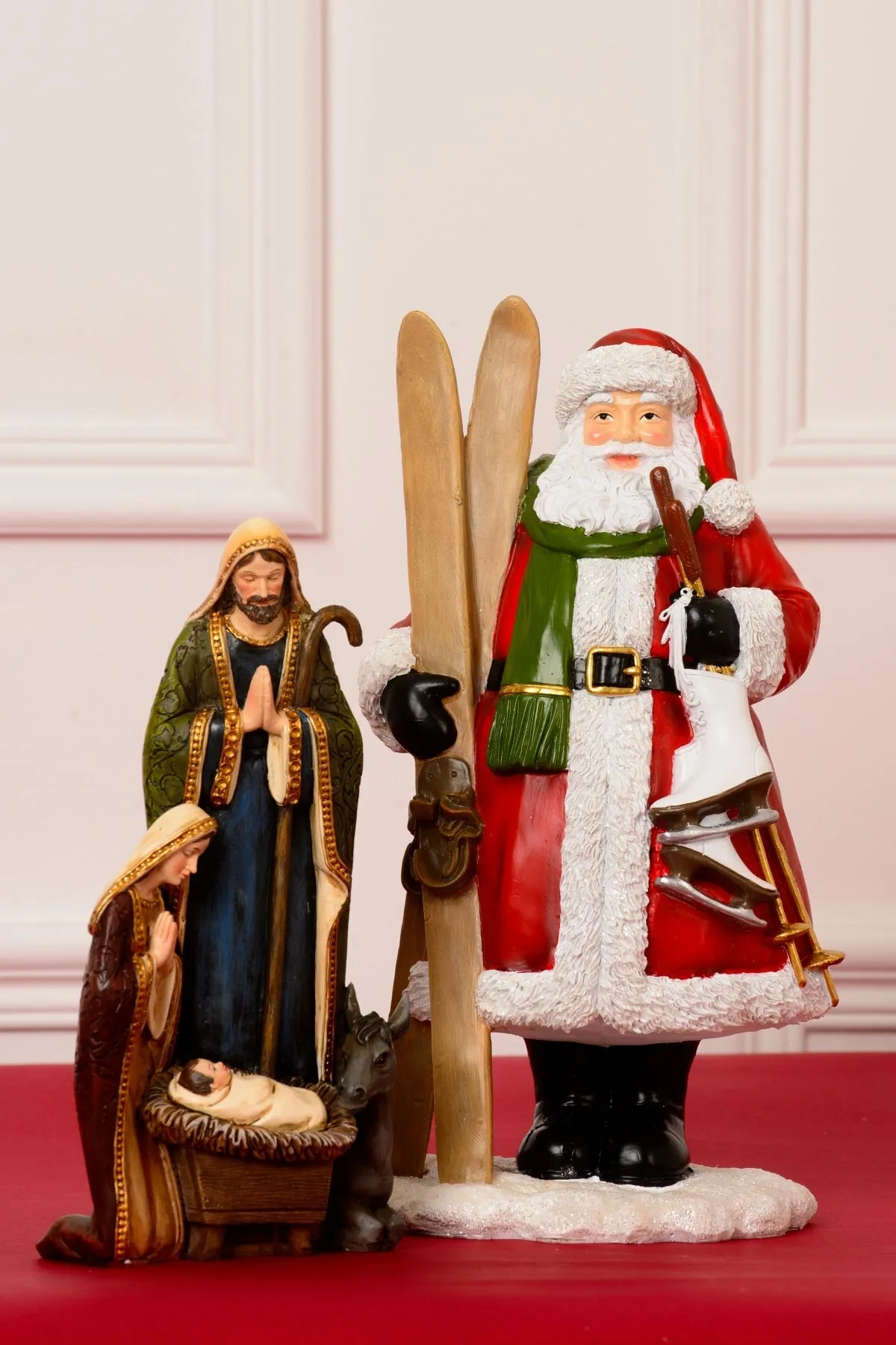 Christmas Santa With Skis