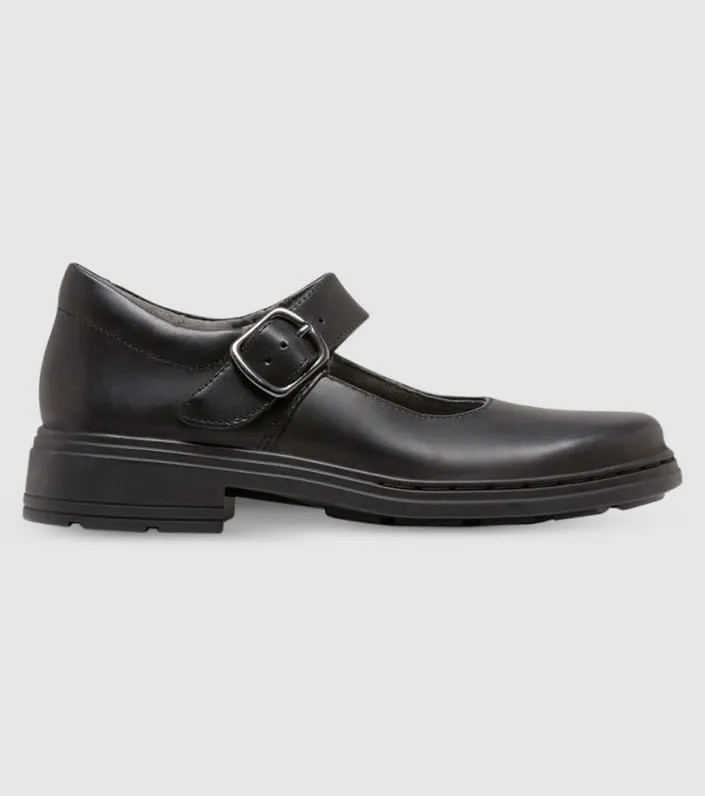 clarks intrigue (narrow) junior