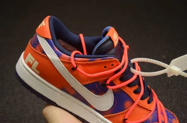 CLICK IMAGE TO ENLARGE OFF-WHITE x Nike SB Dunk Low Oran...