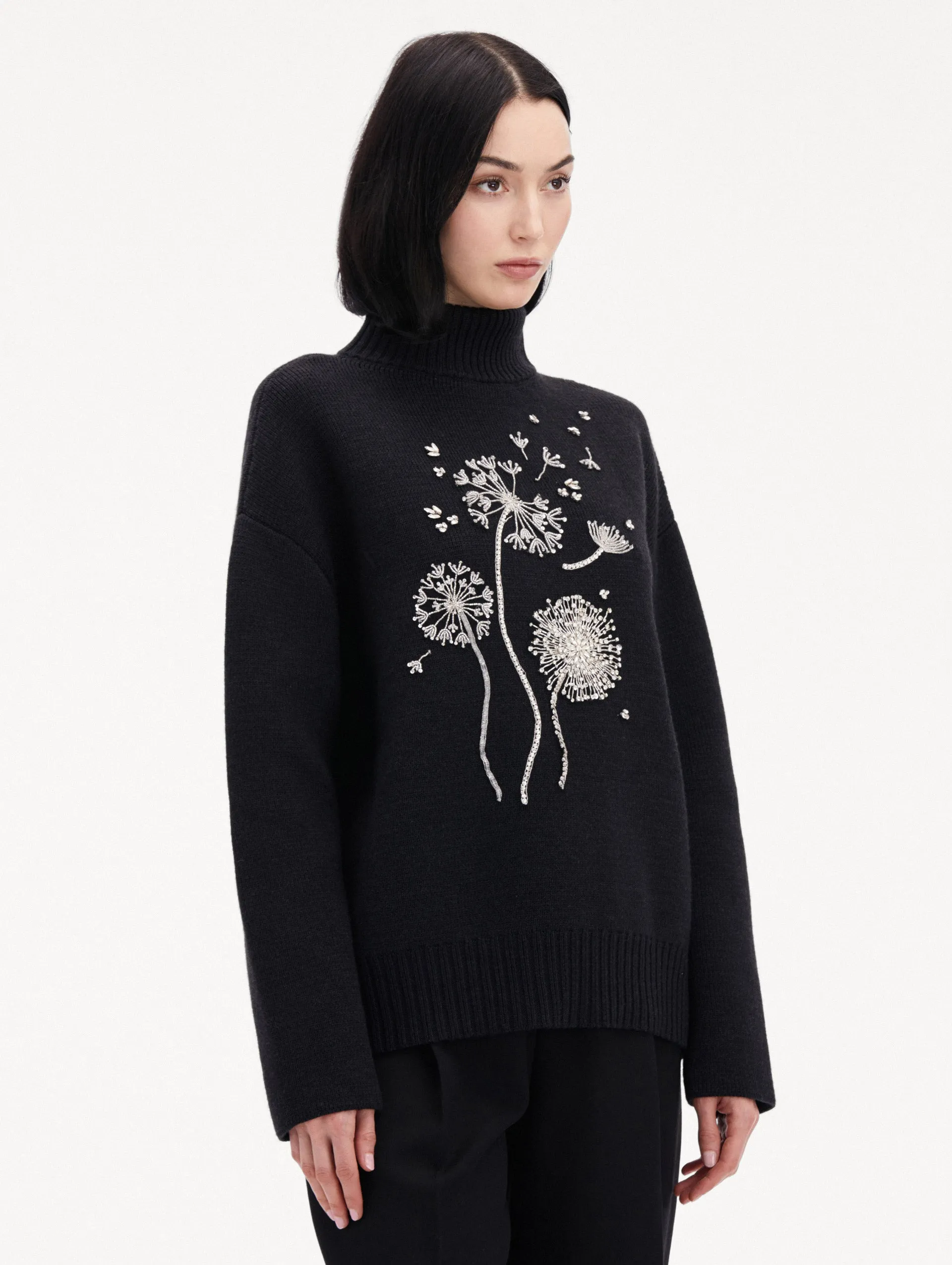 Dandelion Crystal Embroidered Pullover