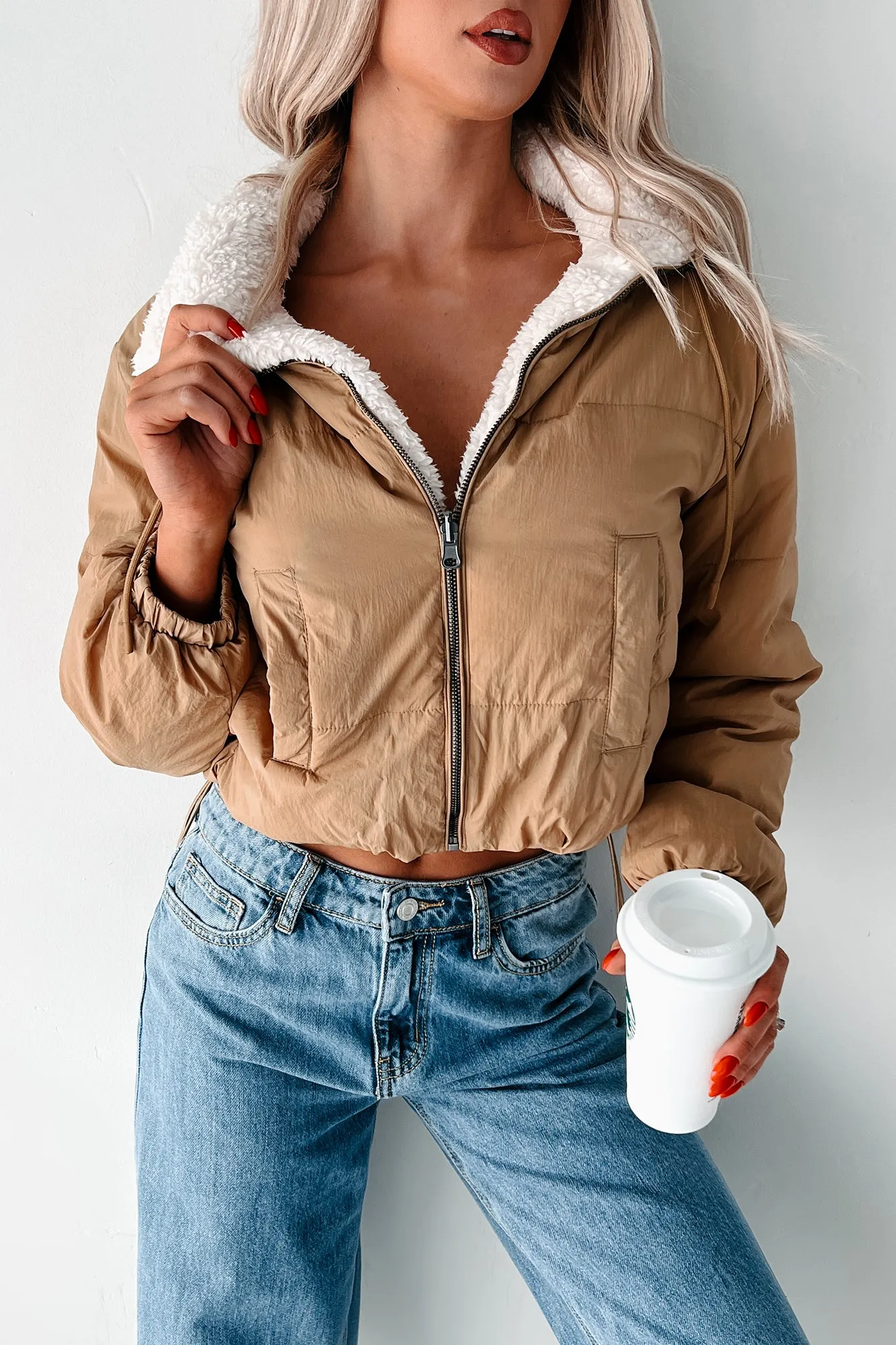 Feeling Frosty Reversible Sherpa Jacket (Camel)