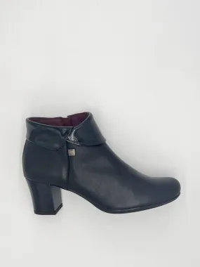 Jose Saenz Daniela Ankle Boot - Black - Gillanders.ie Town & Country Clothing