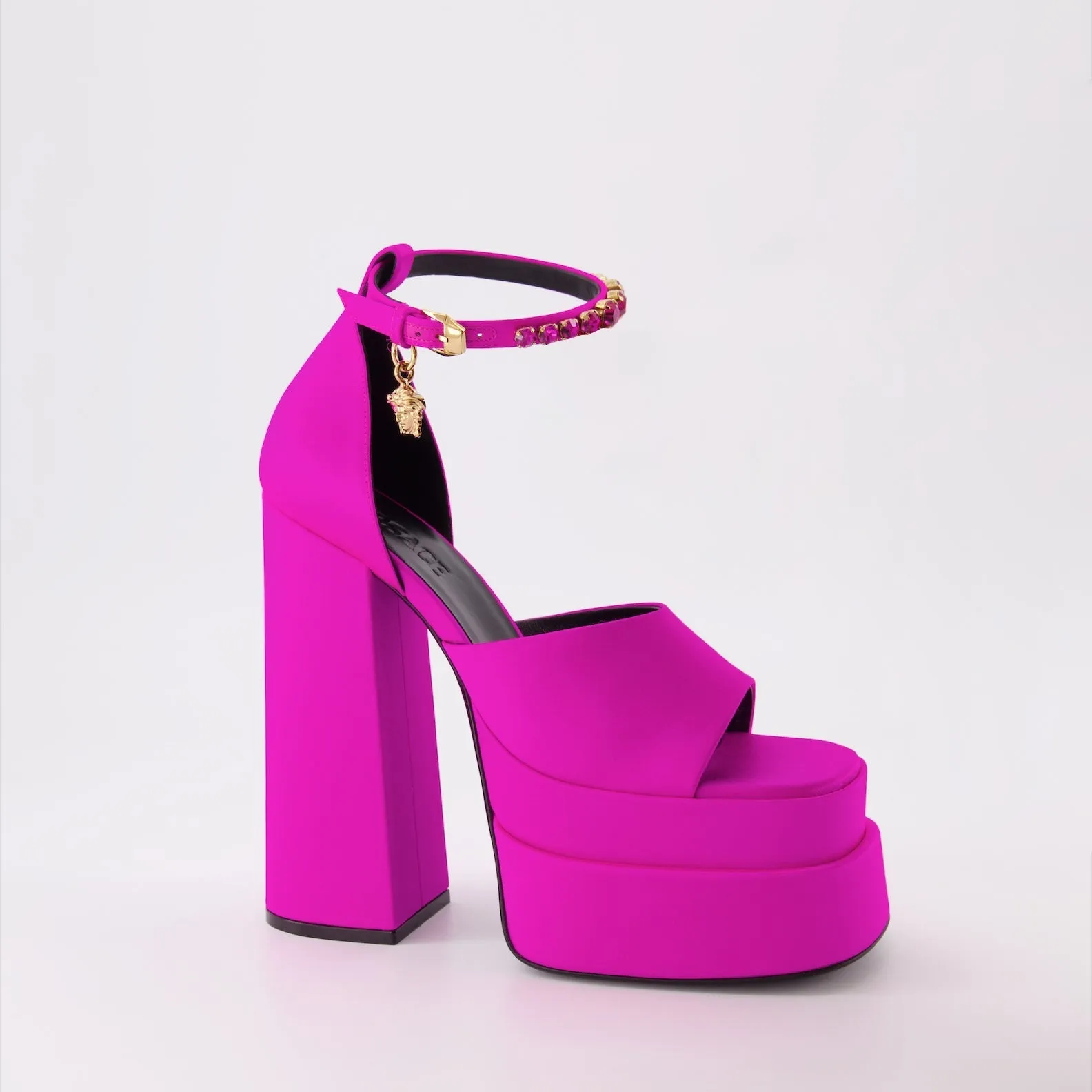 Medusa Aevitas Platform Sandals