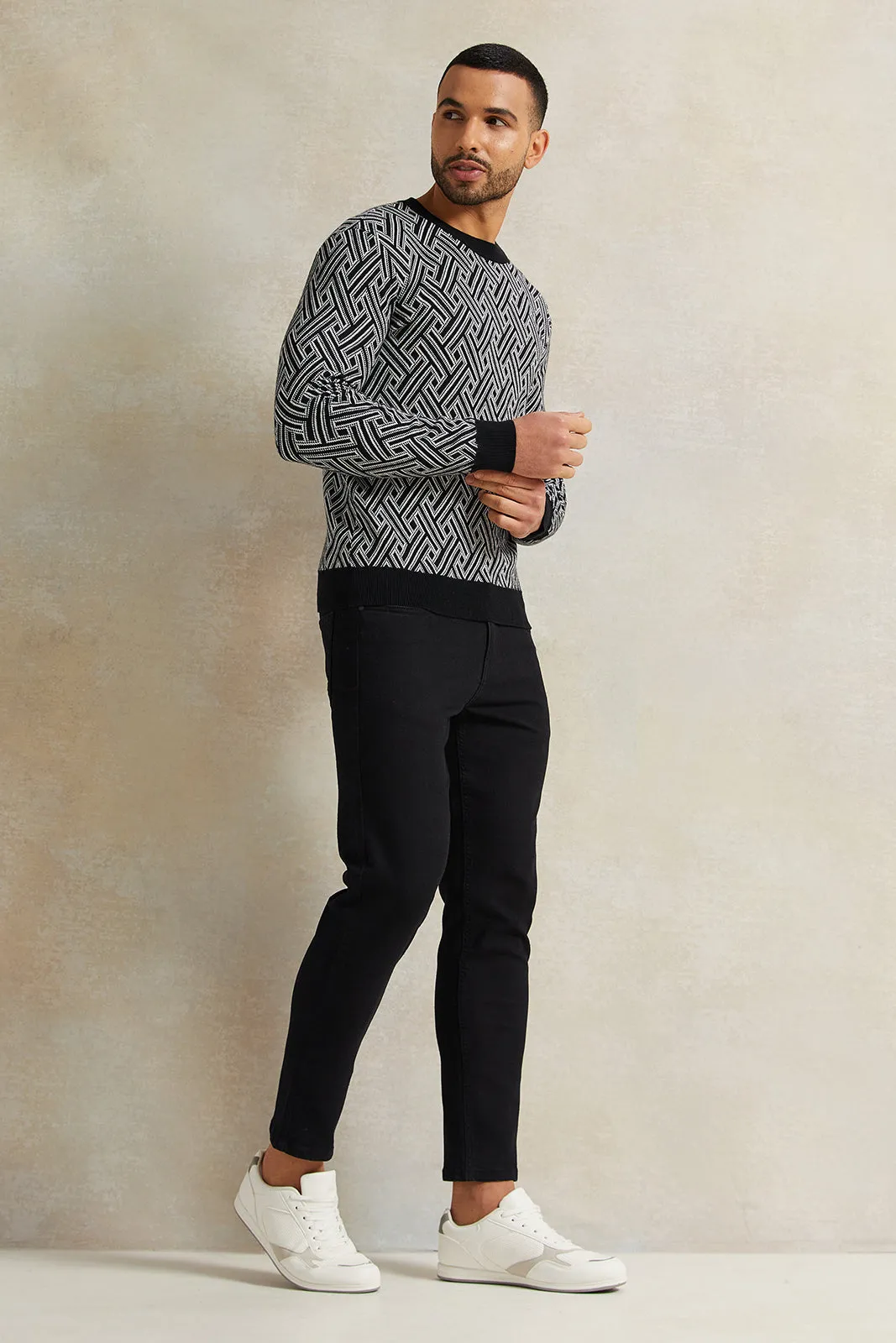 Men Black Knitted Pullover