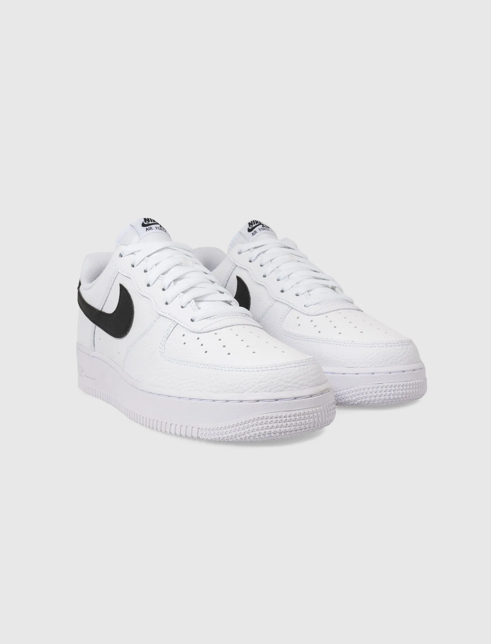 NIKE AIR FORCE 1 '07 