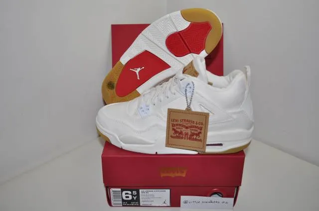 Nike air jordan 4 Retro White X Levi's GS 6.5 US 6 UK 39 EU