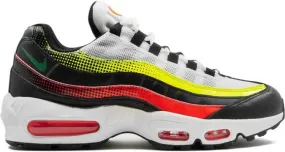 Nike Air Max 95 SE Solar Red sneakers Black