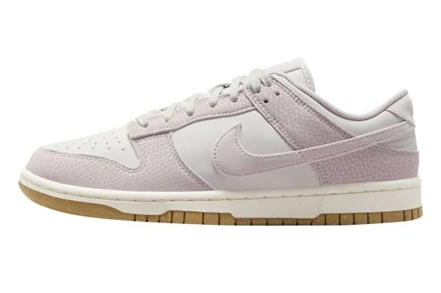 Nike dunk low next nature platinum violet