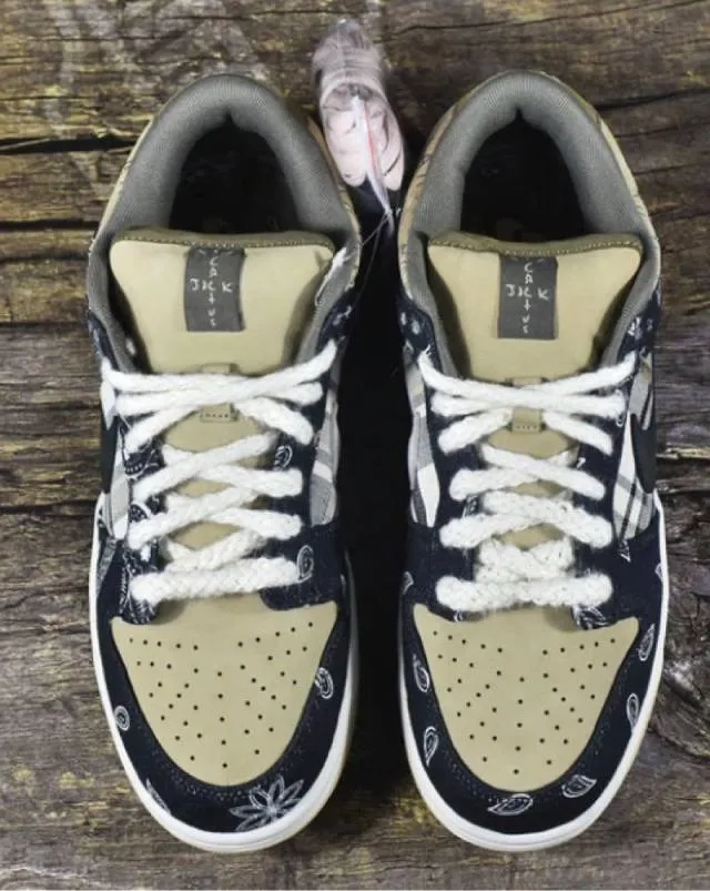 Nike Dunk Low Travis Scott  "Cactus Jack"