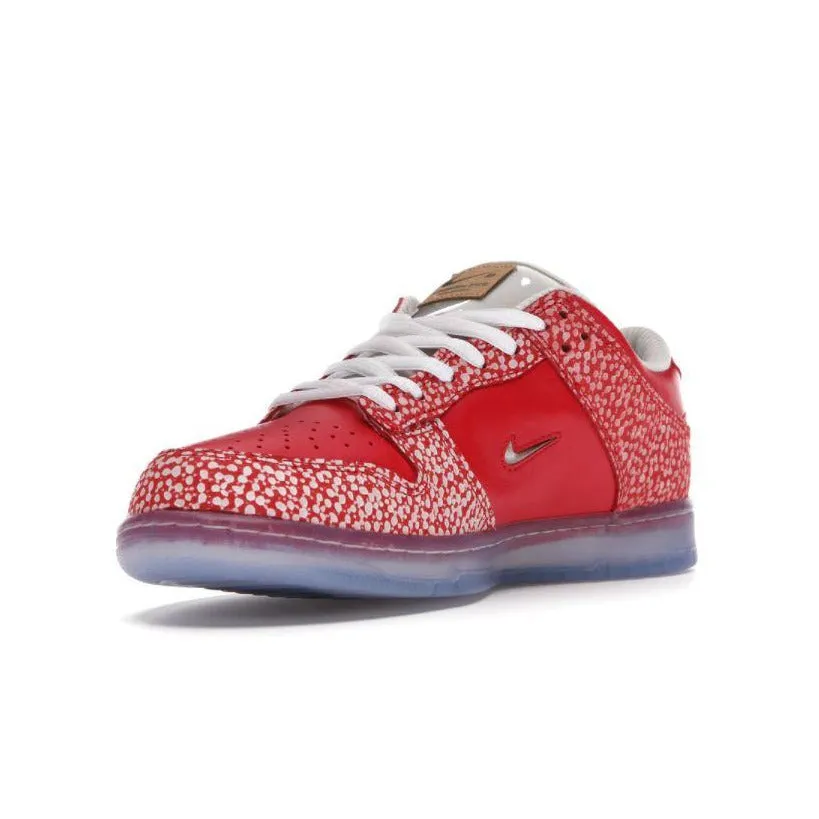 Nike Dunk SB Low Stingwater Magic Mushroom