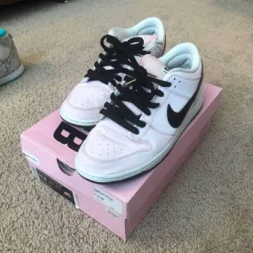 Nike SB Dunk Low Pink Box