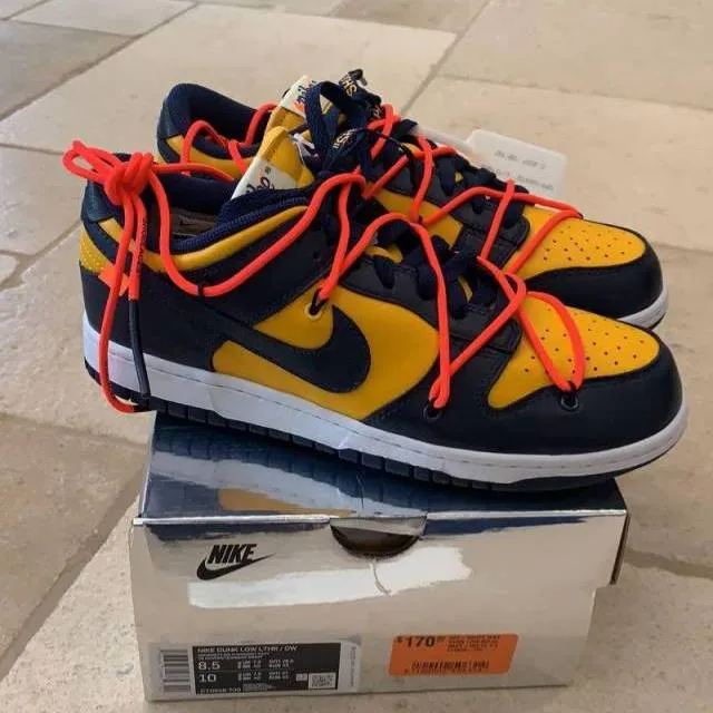 Nike x off white dunk low university gold