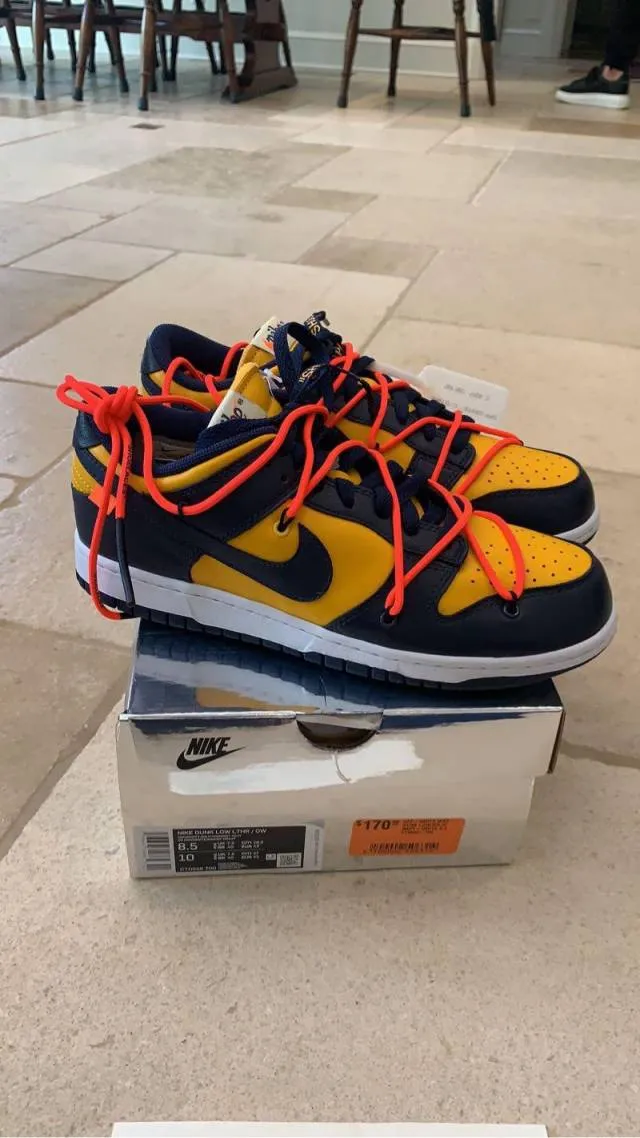 Nike x off white dunk low university gold