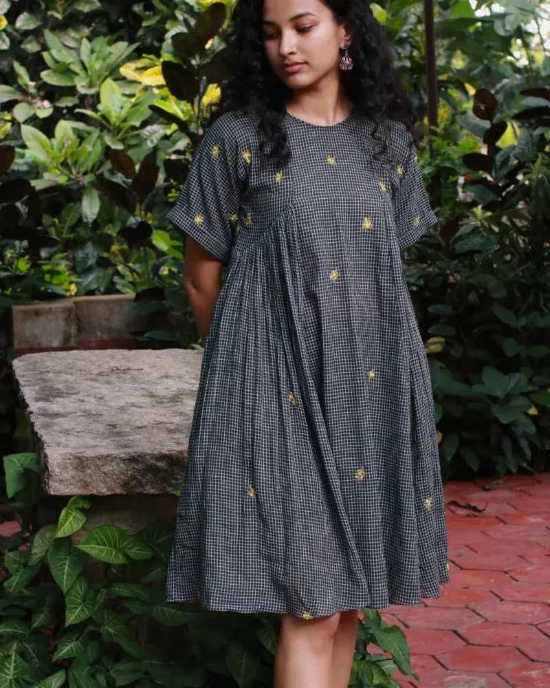 Nimbu Dress