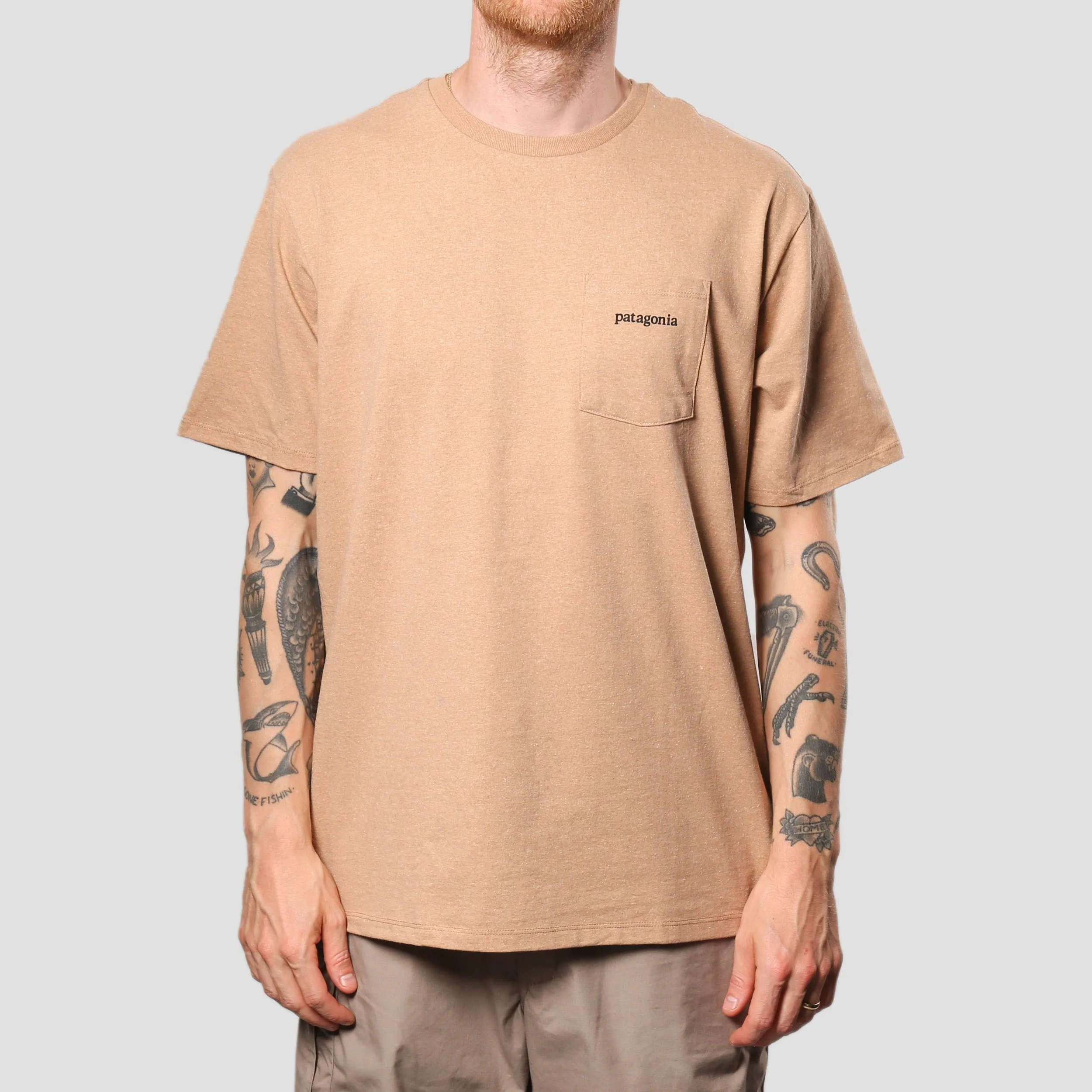 Patagonia Line Logo Ridge Pocket Responsibili T-Shirt Dark Camel