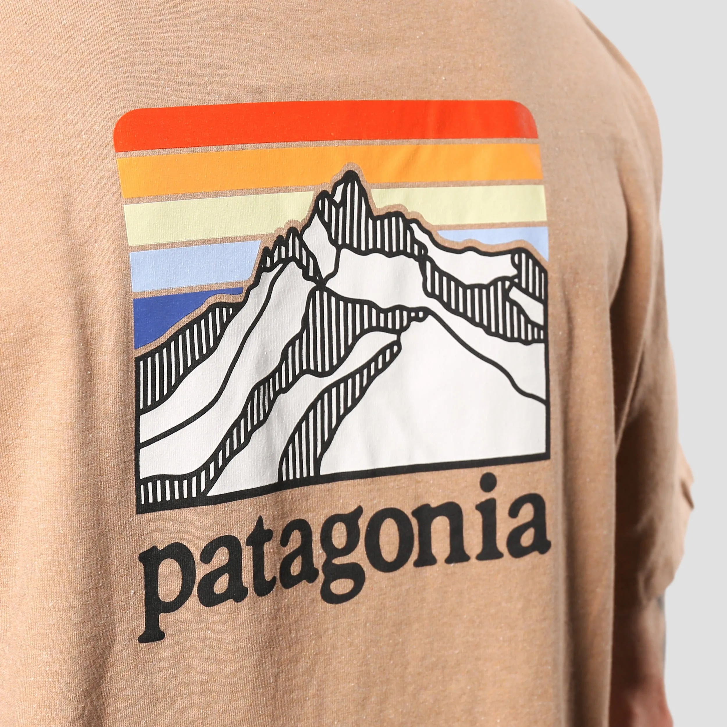 Patagonia Line Logo Ridge Pocket Responsibili T-Shirt Dark Camel