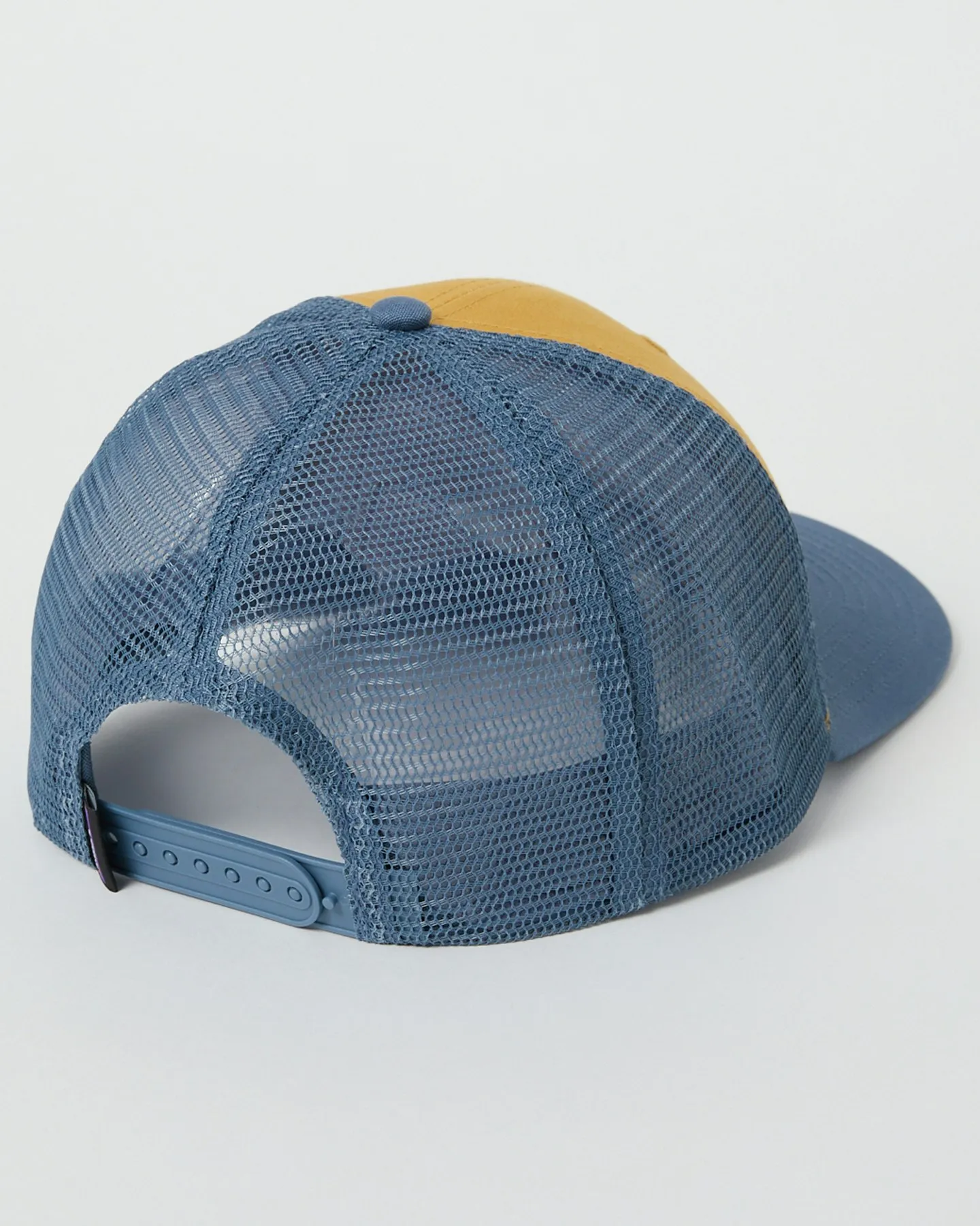 Patagonia P-6 Logo Trucker Hat - Pufferfish Gold | SurfStitch