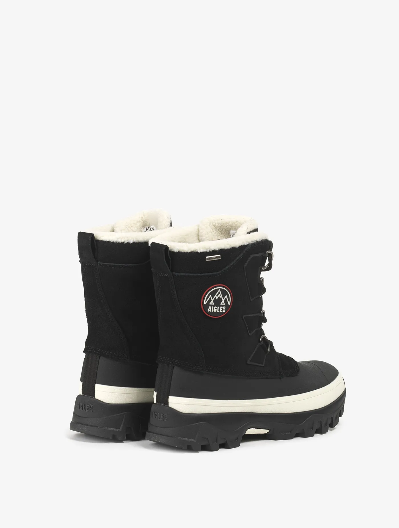 The perfect après-ski boot