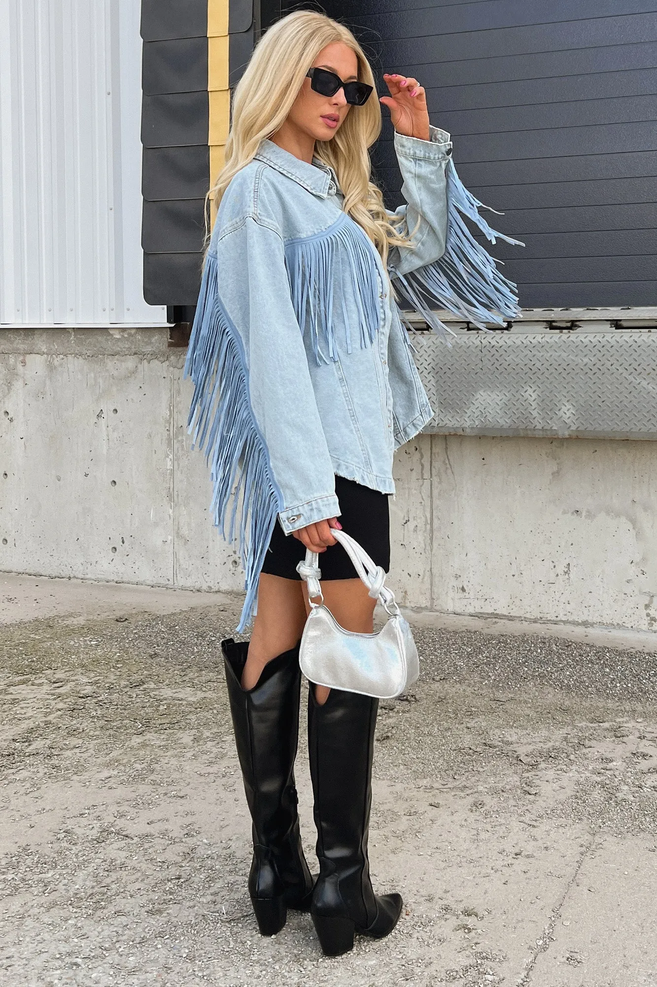 Trailblazing Style Fringe Denim Jacket (Medium Denim)