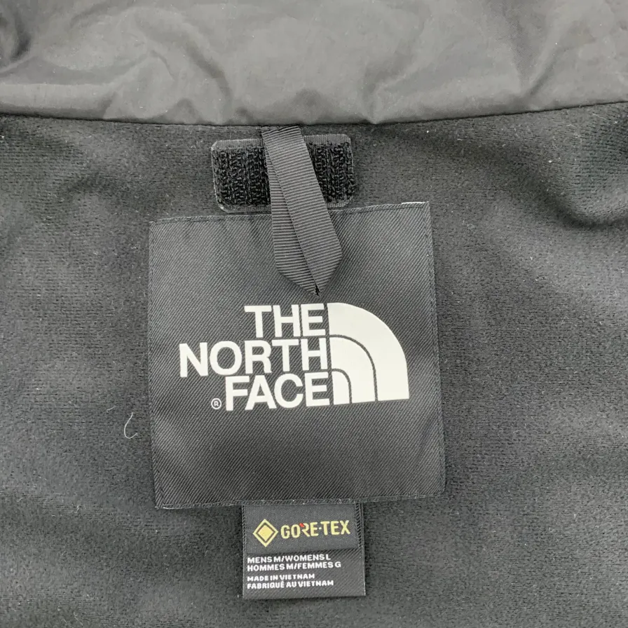 美品◆ザ ノースフェイス マウンテンジャケット 1990 ゴアテックス NF0A3XEJ USライン サイズM カーキ系 カモ柄 THE NORTH FACE メンズ【AFA3】